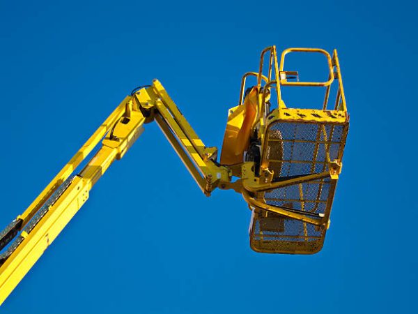 Curso de seguridad y manejo con plataformas elevadoras Curso de seguridad y manejo con plataformas elevadoras