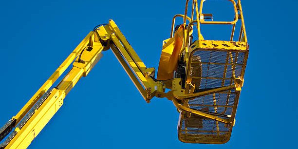 Curso de seguridad y manejo con plataformas elevadoras